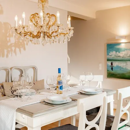 Sylter Seestern Haus Deichblick Holiday home Morsum (Sylt)