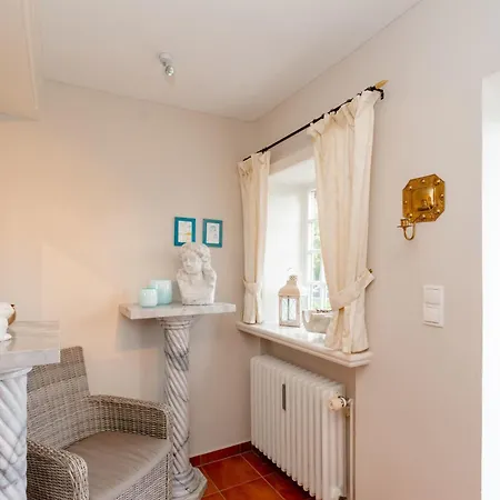 Sylter Seestern Haus Deichblick Holiday home *