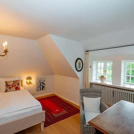 Sylter Seestern Haus Deichblick Holiday home Morsum (Sylt)